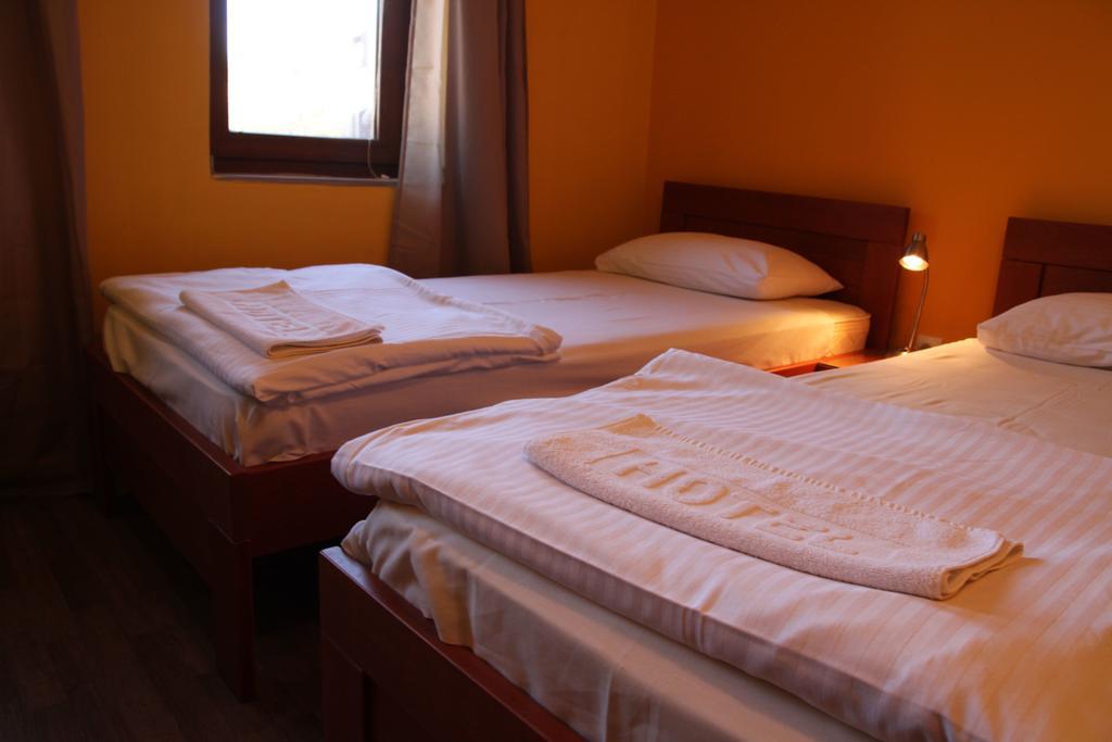 Rooms Gat Суботица Экстерьер фото